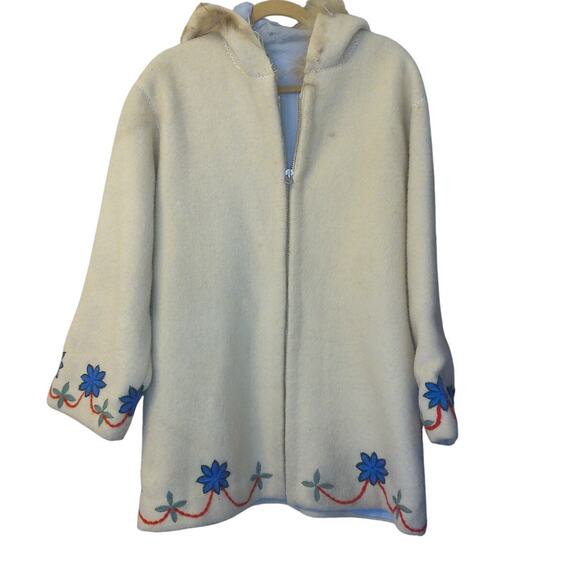 Vintage Canadian Inuit Wool Jacket with Embroidered Flowers READ AS IS - Picture 1 of 15